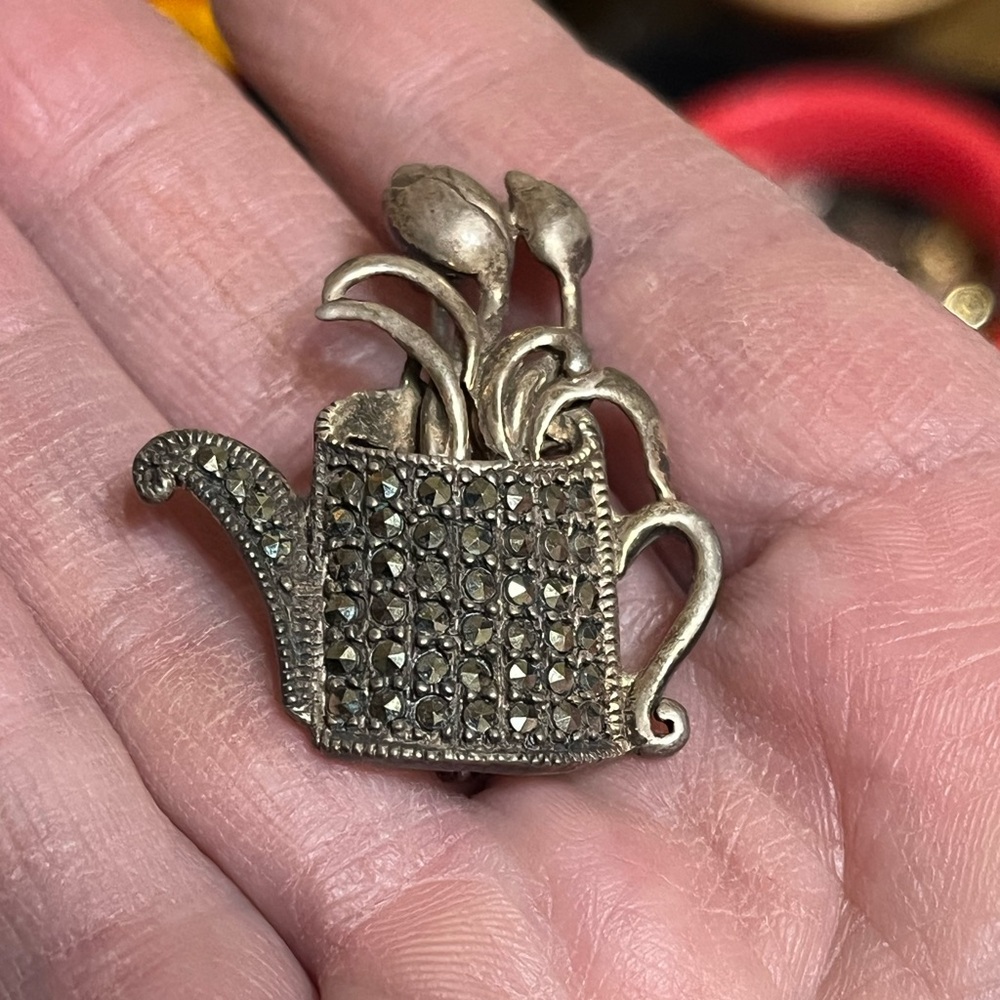 Sterling Watering Can Brooch - Picture 6 of 7